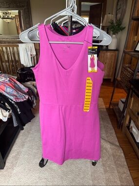 GAP Hot Pink Sleeveless V-Neck athletic dress with built-in shorts